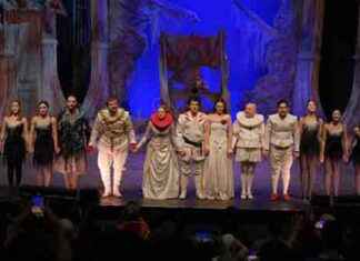 Ankara’da ARAF Müzikali: Bir Mor ve Ötesi Gösterisi! ankarada-araf-mzikali-bir-mor-ve-tesi-gsterisi