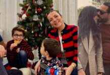 Ünlülerin Yılbaşı Paylaşımları: En İlgi Çekici Anlar nllerin-ylba-paylamlar-en-ilgi-ekici-anlar