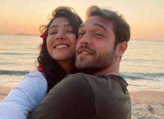 Aybüke Pusat ve Furkan Andıç Sevgililer Günü Paylaşımı aybke-pusat-ve-furkan-and-sevgililer-gn-paylam