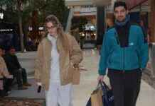 Yasemin Şefkatli ve İdo Tatlıses Alışveriş Merkezi Gezisi yasemin-efkatli-ve-ido-tatlses-alveri-merkezi-gezisi