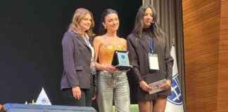 Özge Yağız’dan Set Anıları: Ödül Alan Oyuncunun Deneyimleri zge-yazdan-set-anlar-dl-alan-oyuncunun-deneyimleri