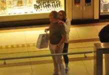 Dilek Hanif AVM’de Aşk Öpücüğü! dilek-hanif-avmde-ak-pc